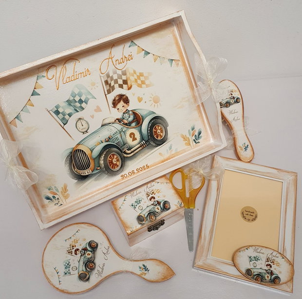 Set personalizat pentru taierea motului / 1 an, baietel in masina retro