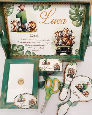 Set personalizat pentru taierea motului / 1 an, safari, jungla, verde