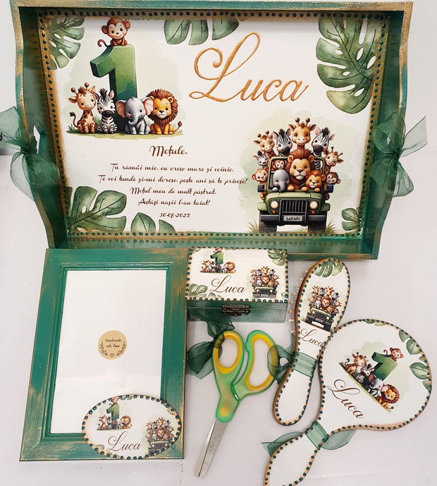 Set personalizat pentru taierea motului / 1 an, safari, jungla, verde