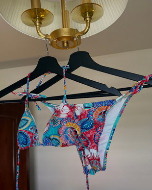 Costum De Baie