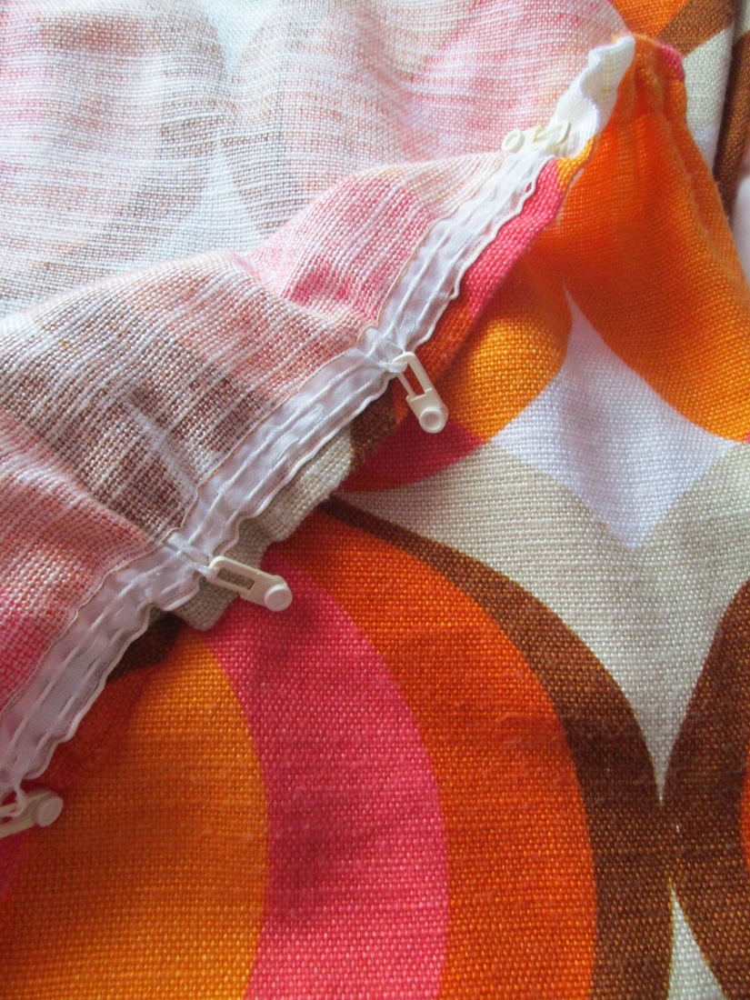 pereche draperii colorate