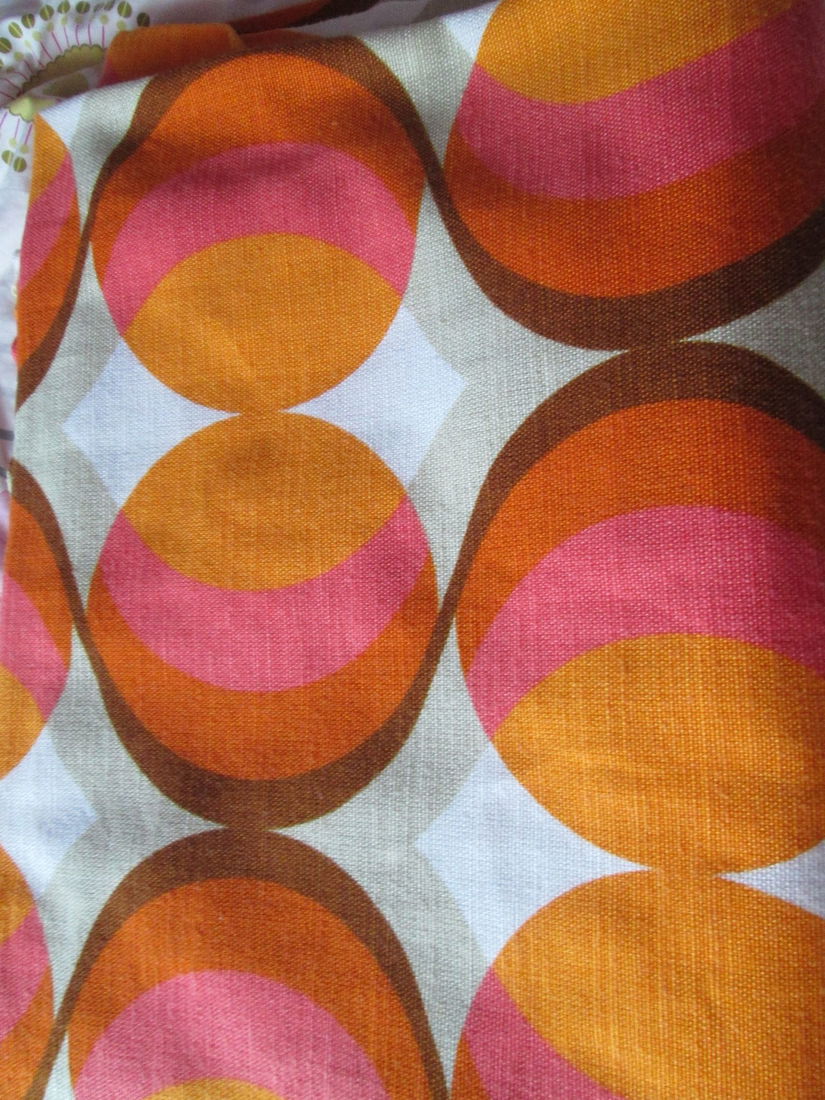 pereche draperii colorate