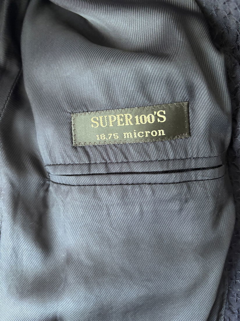 Sacou Corneliani