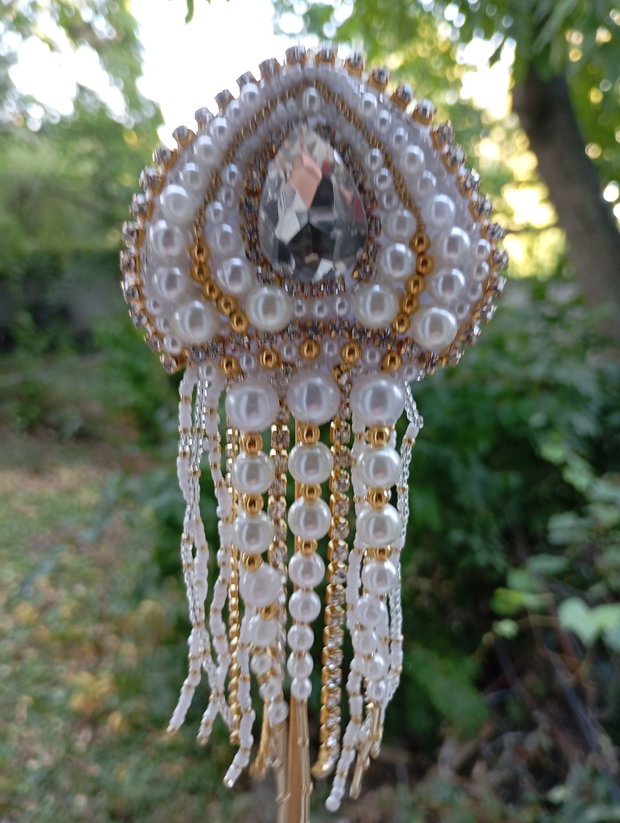 Broșă Meduză