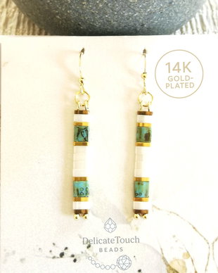 Cercei lungi Tila Verde Turcoaz Alb cu auriu, cercei in dungi, stil minimalist, tortite placate cu aur 14k, cercei simpli eleganti