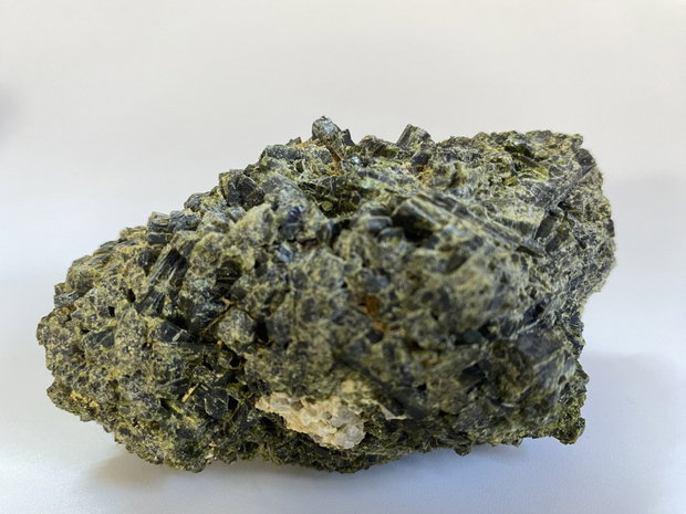 Turmalina Verde - Specimen piatra bruta