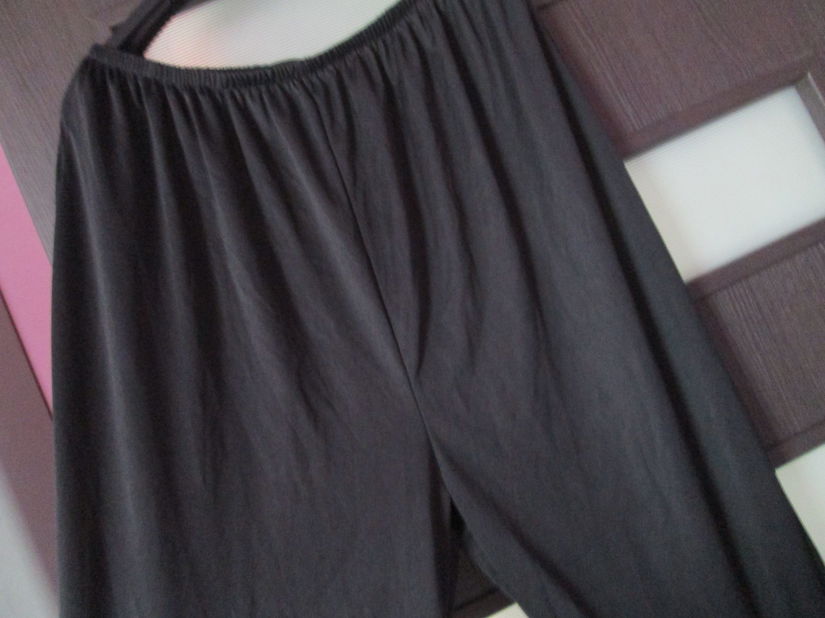 pantaloni comozi de vacanta