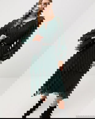 Medicine rochie culoarea verde, midi, evazati