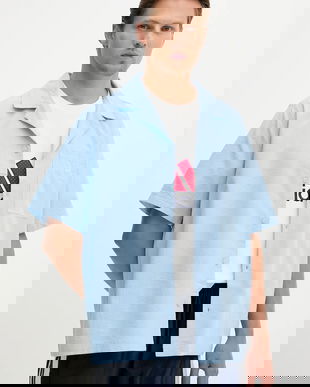 adidas Originals cămașă din bumbac Essentials Seersucker Short Sleeve Shirt cu guler clasic, relaxed, JD2457