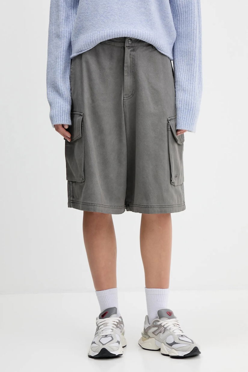 adidas Originals pantaloni scurți jeans Cargo Jorts culoarea gri, uni, high waist, JD0139