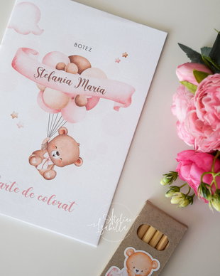 Carte de colorat personalizată Pink Baby Bear