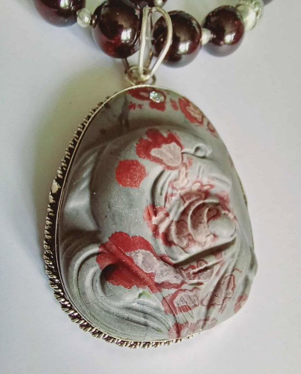 Granat Almandin - Jasper - Delfin