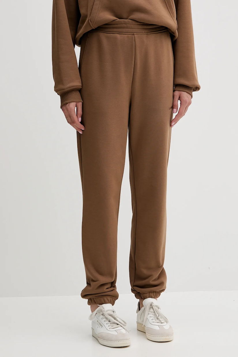 La Mania pantaloni de trening LYN culoarea gri, uni, LYN