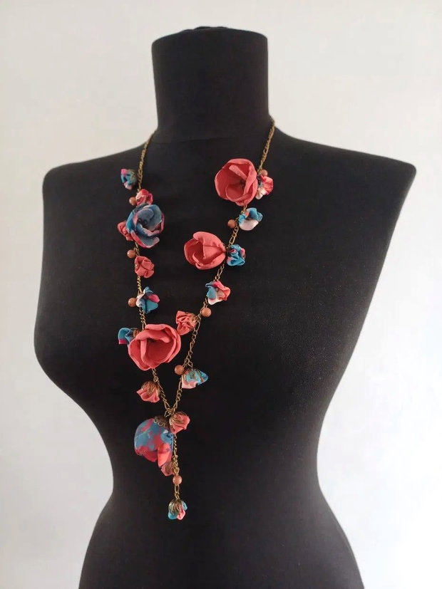 Colier floral lung