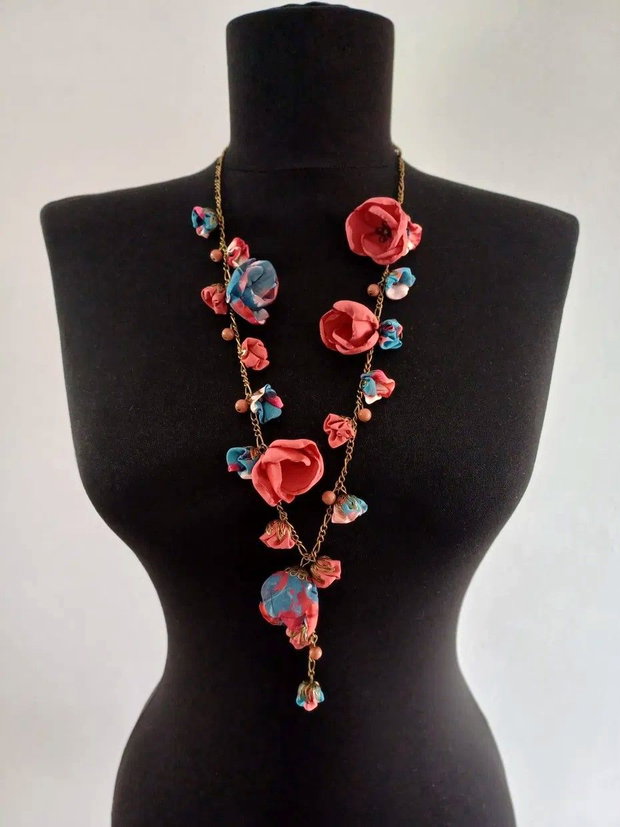 Colier floral lung