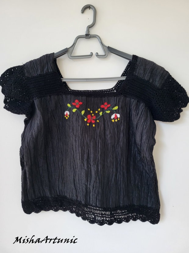 VANDUT Bluza cu motiv floral impaslit