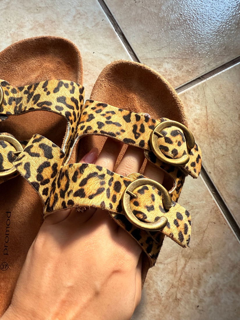 Papuci piele Promod