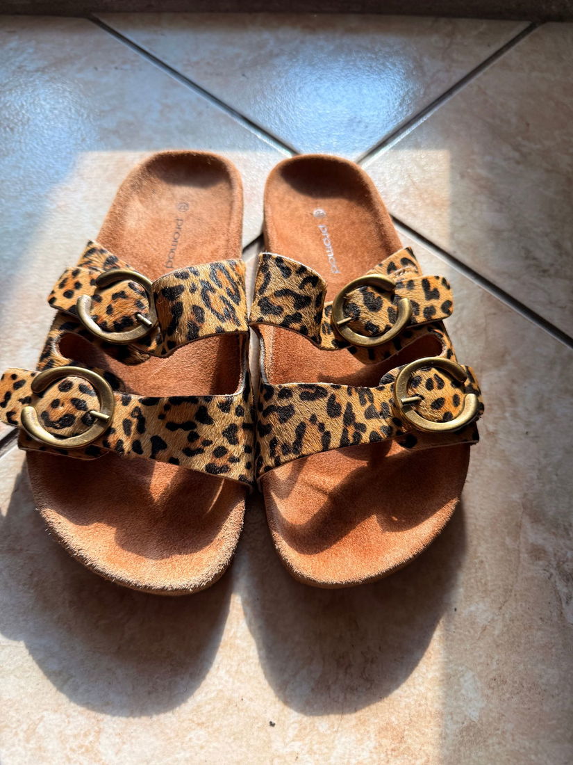 Papuci piele Promod