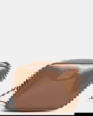 Tommy Jeans poșetă culoarea maro, AW0AW17864