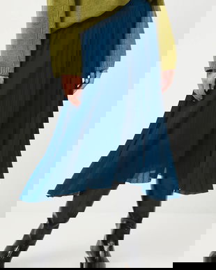 Medicine fustă culoarea verde, midi, evazați