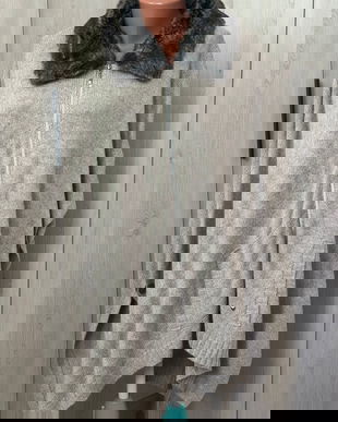 SPLENDID PONCHO CHARLES VOGELE GULER BLANA INCHIDERE FERMOAR