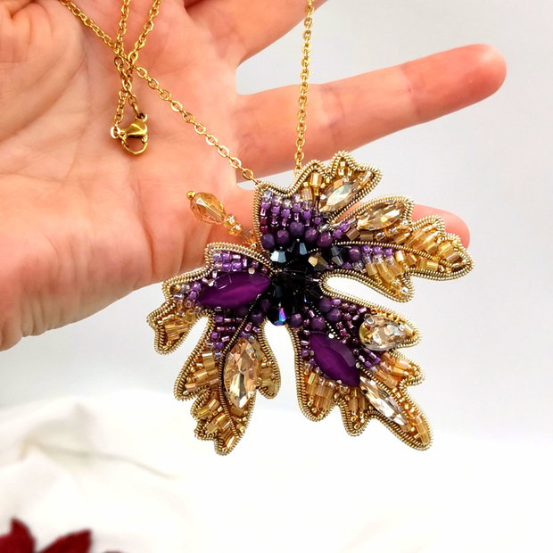Rezervat Broșă/Colier Frunză  Amurg Violet