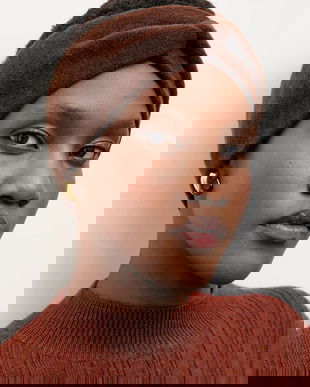 Answear.LAB bentita din lana culoarea maro