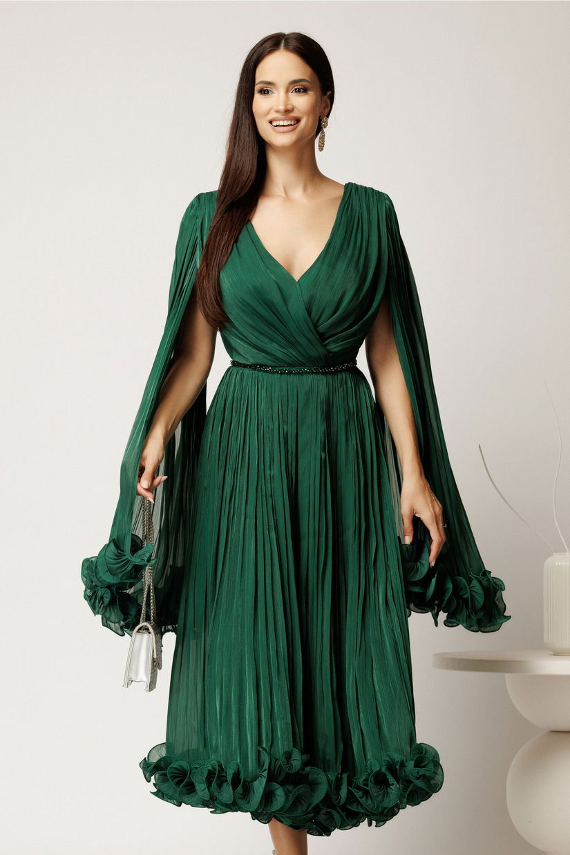 Rochie midi verde din voal satinat in clos cu maneci ample si curea din strasuri in talie