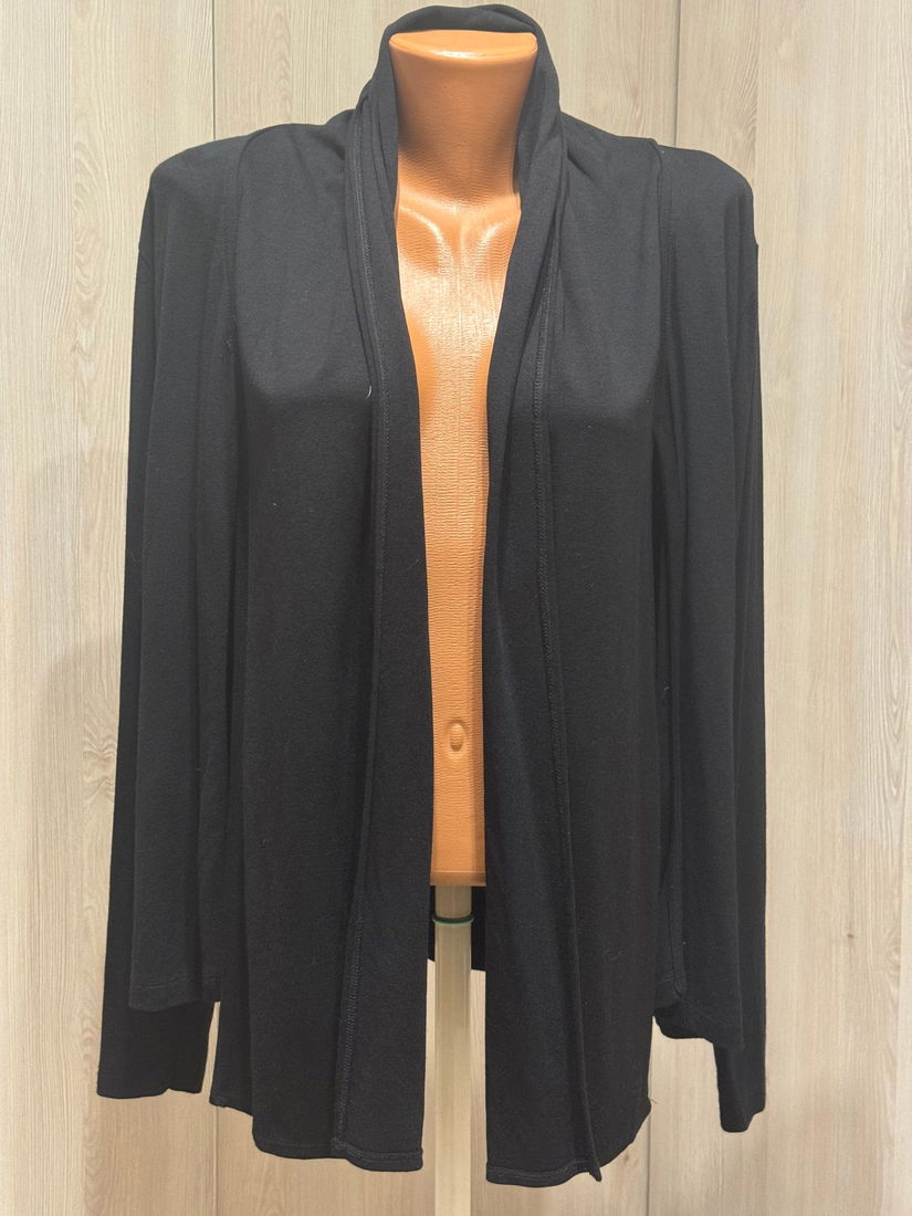 CARDIGAN  MODEL DEOSEBIT VASCOZA MARIME 40 D,14GB