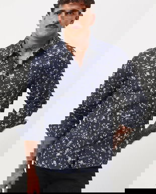 Medicine camasa culoarea albastru marin, cu guler clasic, slim