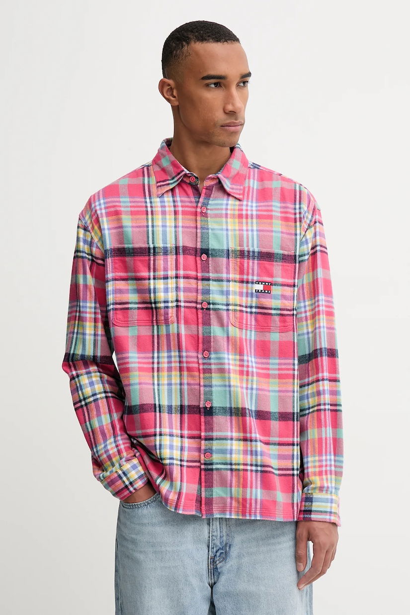 Tommy Jeans cămașă din bumbac culoarea roz, cu guler clasic, relaxed, DM0DM22020