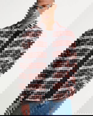 Tommy Jeans cămașă din bumbac culoarea maro, cu guler button-down, regular, DM0DM22024