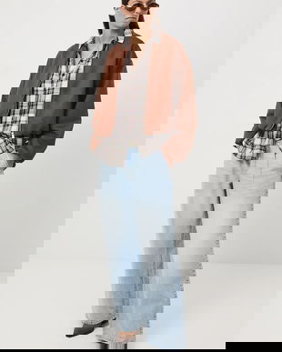 Medicine camasa culoarea bej, cu guler clasic, relaxed