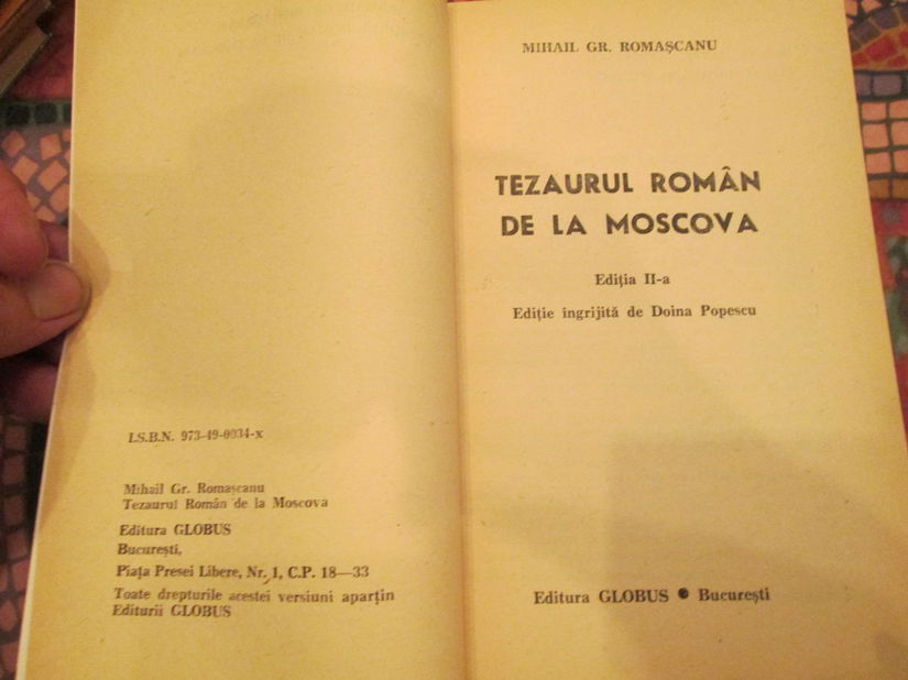 carte Tezaurul Romaniei la Moscova