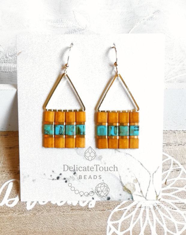Cercei boho mustar si Turcoaz, cercei geometrici cu Tila si tortite placate cu aur 14k