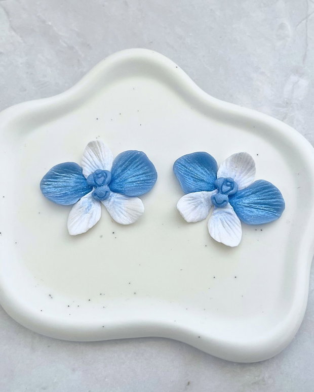 Cercei din lut polimeric BLUE ORCHID #C0064