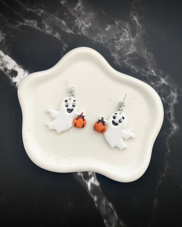 Cercei din lut polimeric GHOSTLY HUG #C0305