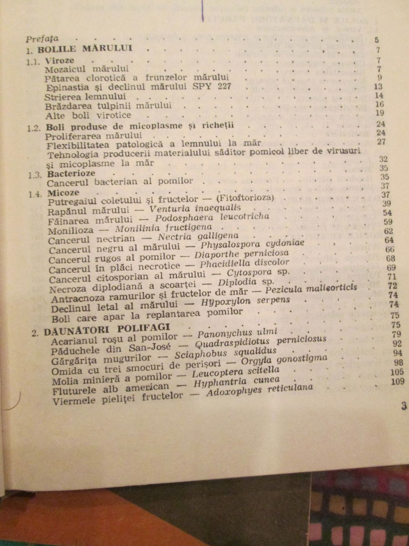 1990 Combaterea  bolilor si daunatorilor