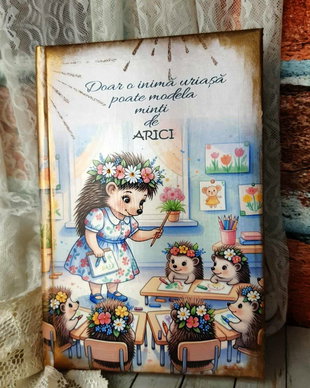 Agenda personalizata pentru educatoare/ invatatoare - tema arici