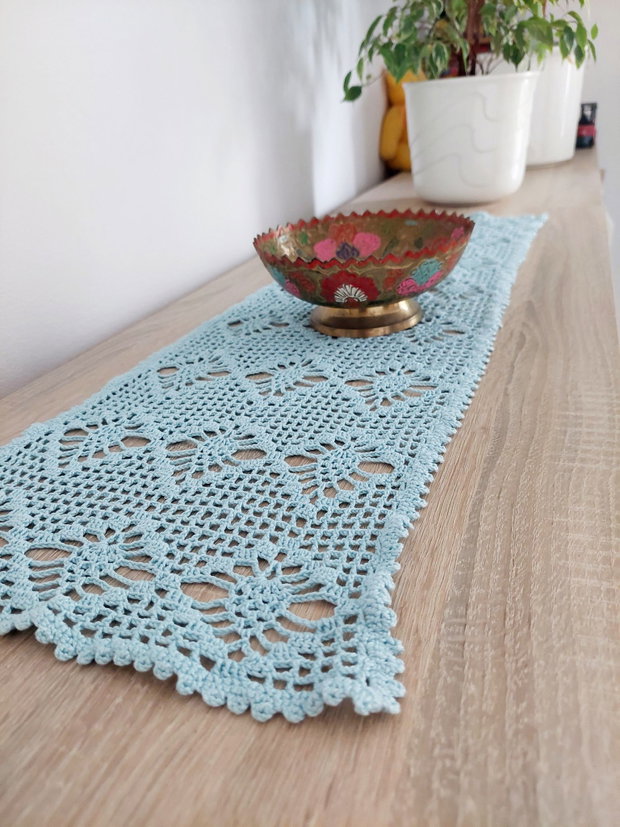Decoratiune ,mileu crosetat bumbac