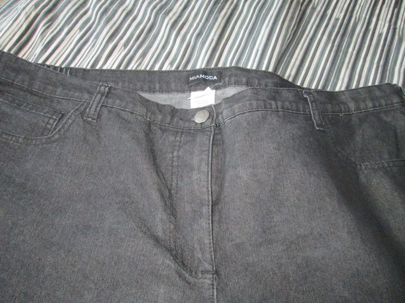 jeans 3/4  dame Miamoda 54/56
