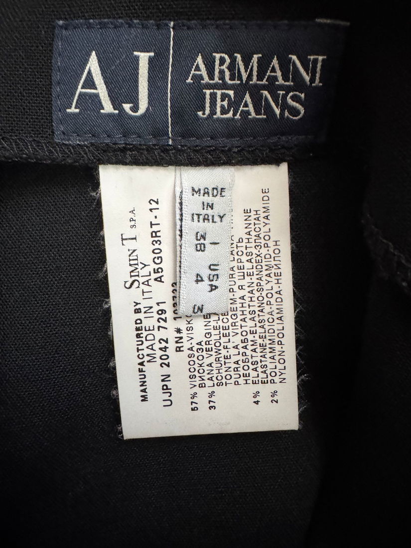 FUSTA ARMANI ORIGINALA MARIME 38 IT,34 D,8 GB