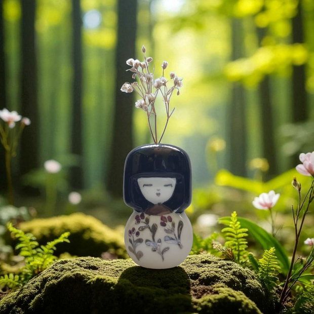 Papusa din portelan cu ravas - KOKESHI