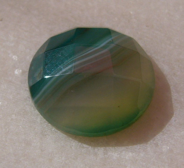 Agata dungata cabochon fatetat aprox 20x6.7 mm