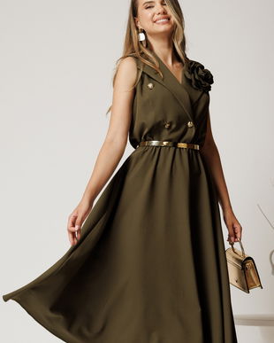 Rochie midi kaki din stofa in clos cu floare si nasturi la bust