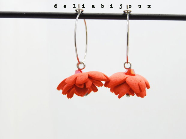 Set bijuterii statement cu flori roșii și cristale colier și cercei handmade (cod1300)