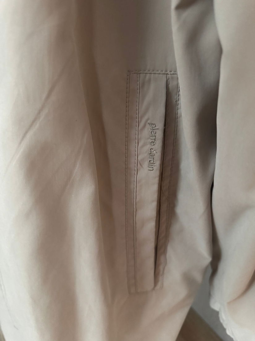 TRENCH BARBATI PIERRE CARDIN AUTENTIC MARIME 50 , UMERI 55 CM