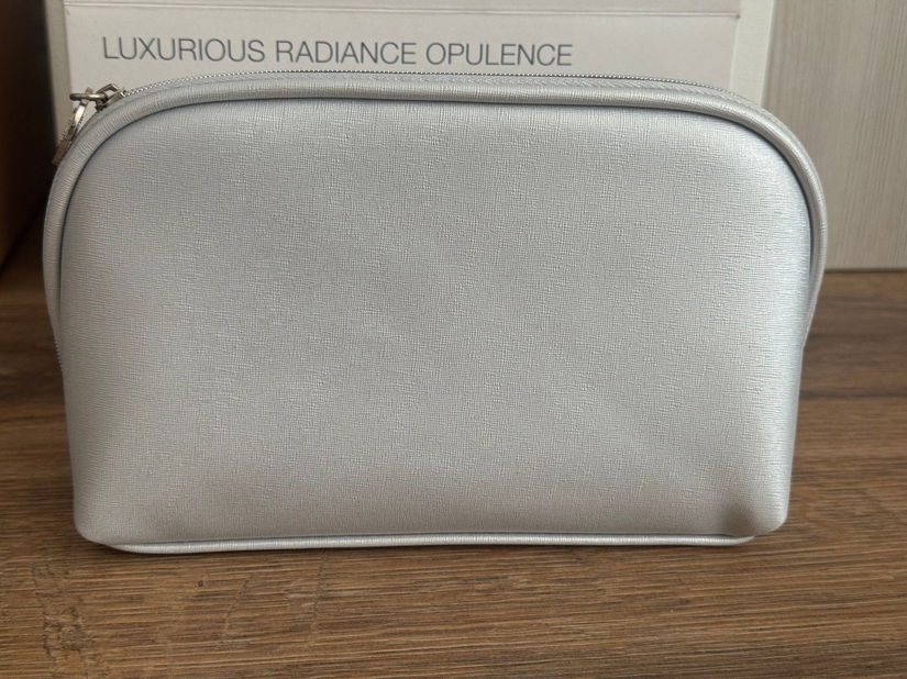 PORTFARD LA PRAIRIE ORIGINAL,NOU IN CUTIE