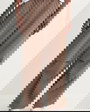 adidas Originals pantaloni Ess Parachute culoarea maro, drept, JW1087