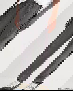 adidas Originals pantaloni de trening Classic Tp culoarea maro, uni, JY1274